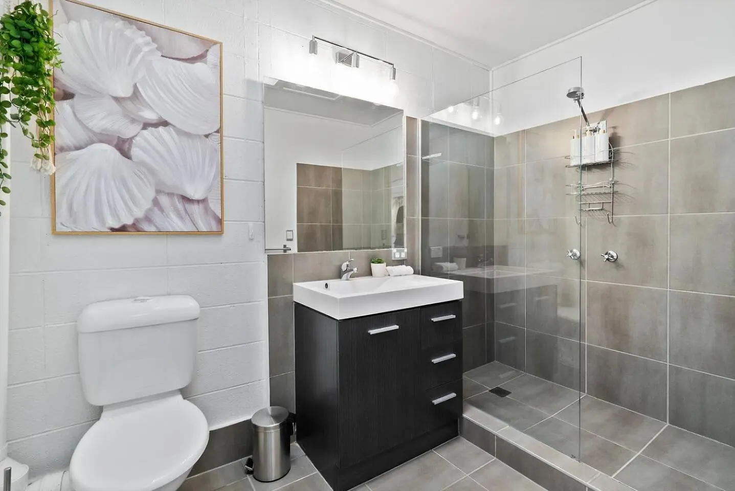 The Surfers' Loft - A Calm Coastal Pad By The Beach Gold Coast Apartmán