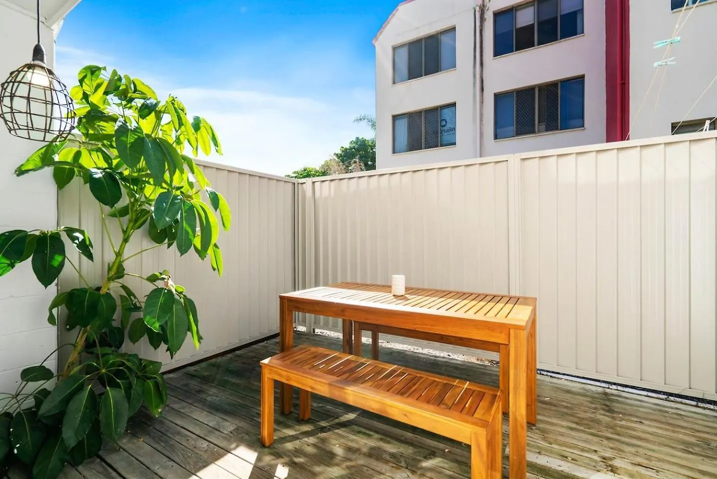 Apartmán The Surfers' Loft - A Calm Coastal Pad By The Beach Gold Coast